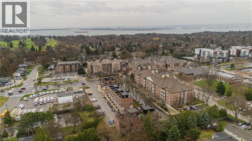 391 PLAINS Road E Unit# 412