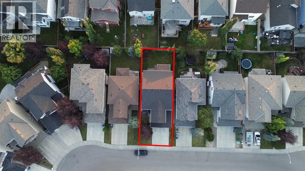 72 Panamount Manor NW