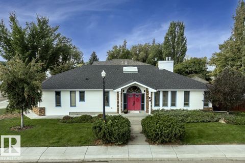 69 NOTTINGHAM ES Sherwood Park AB T8A5M2