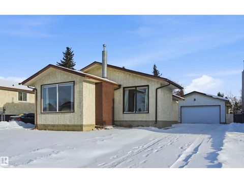 2007 49A ST NW Edmonton AB T6L2W9