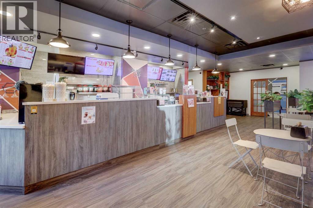 101, 128 2 Avenue SE