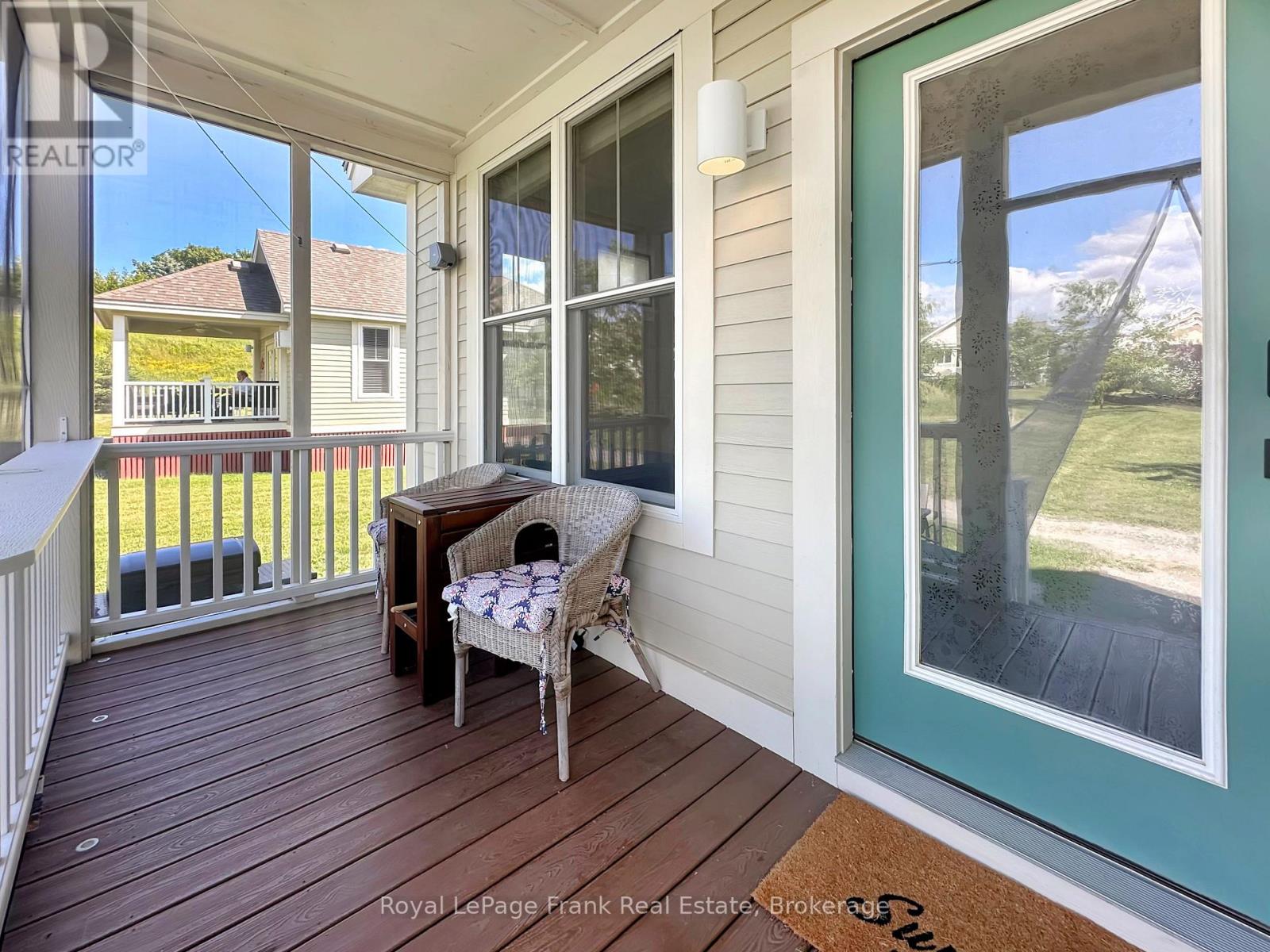 33 - 25 BUTTERNUT LANE