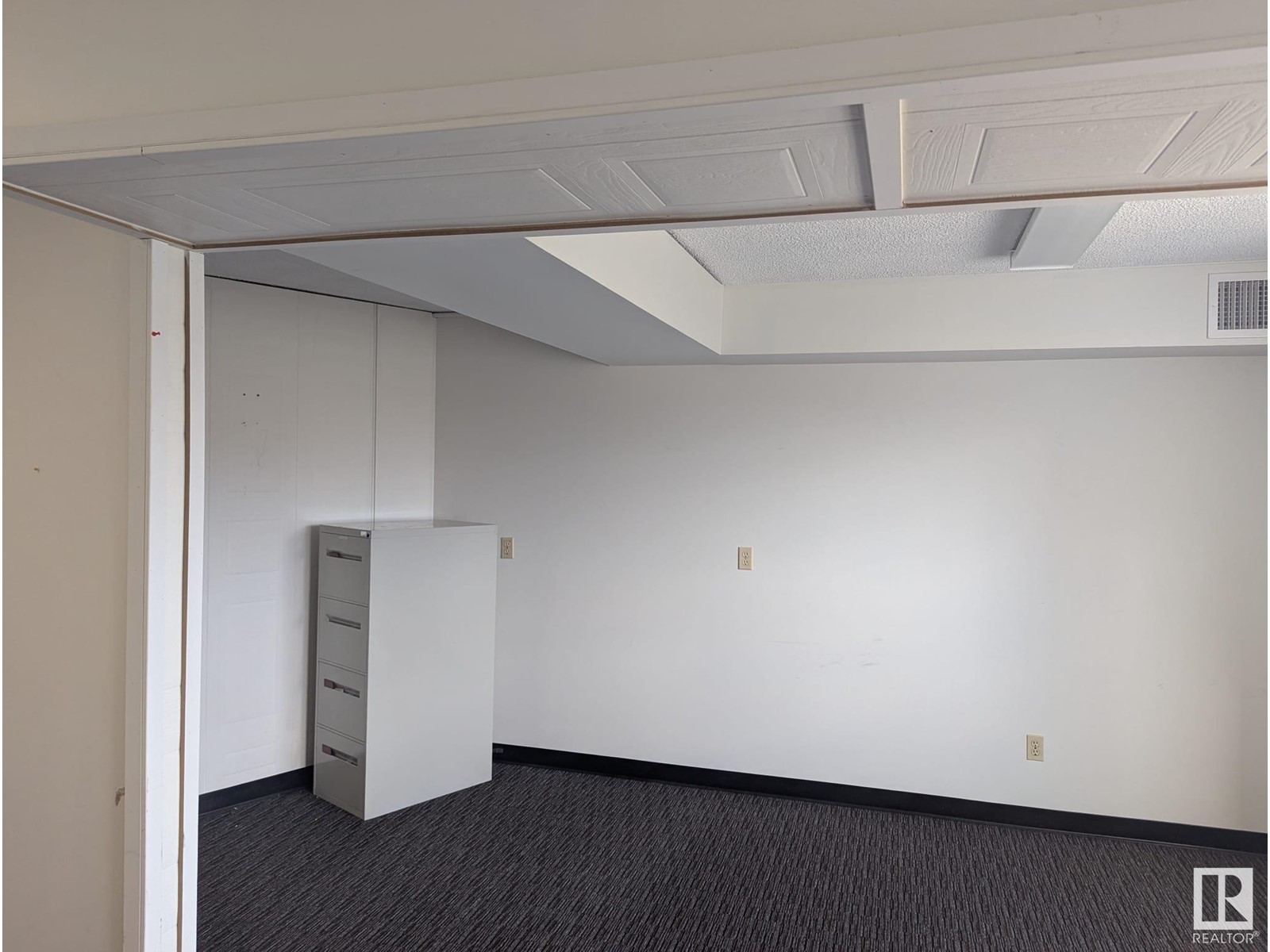 11303 95 ST NW