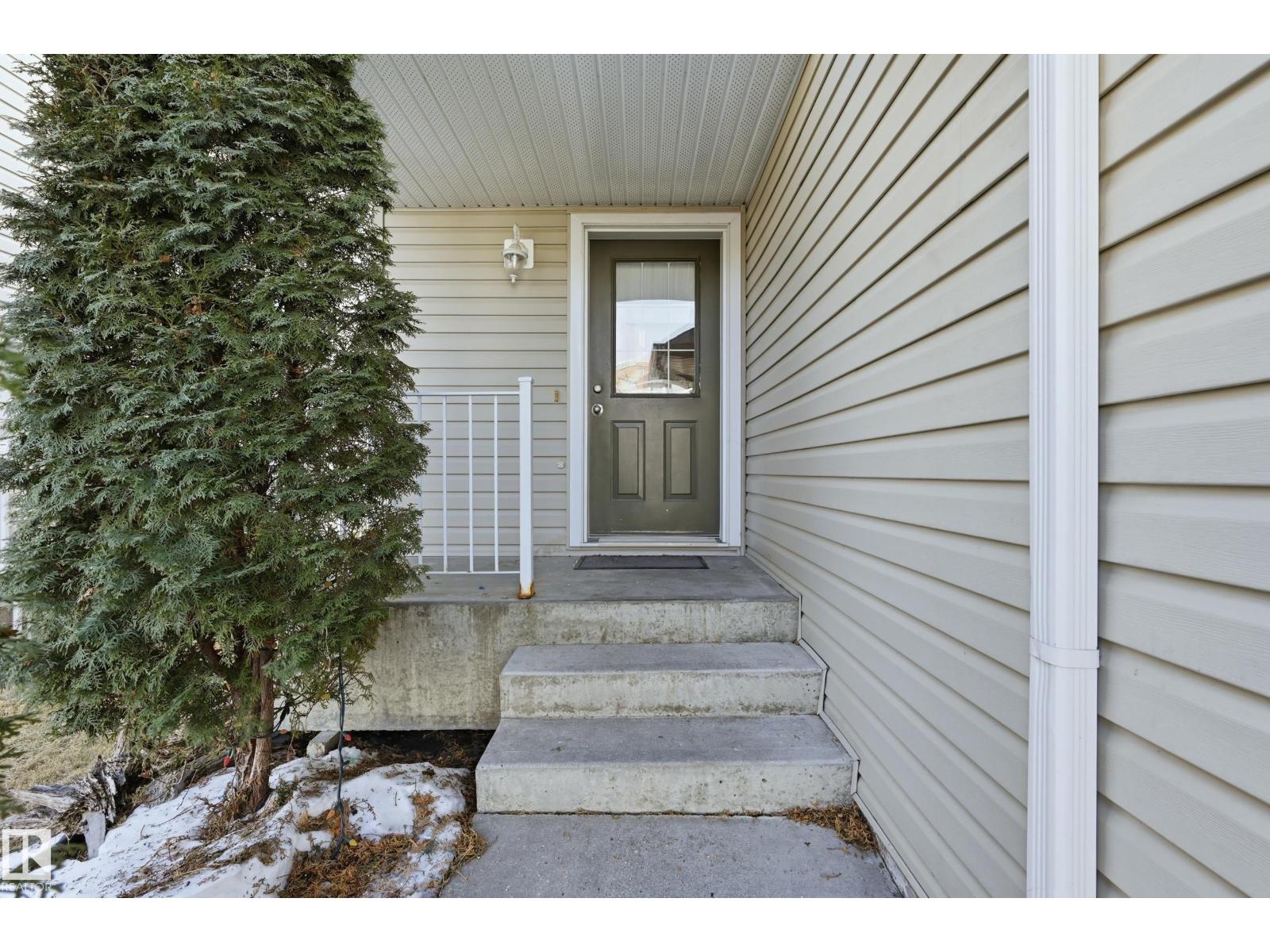 #53 287 MACEWAN RD SW