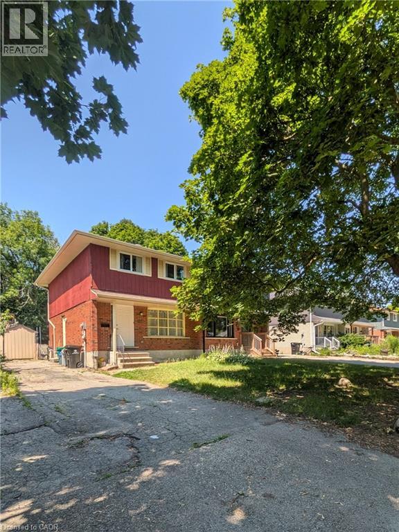 435A MIDWOOD Crescent