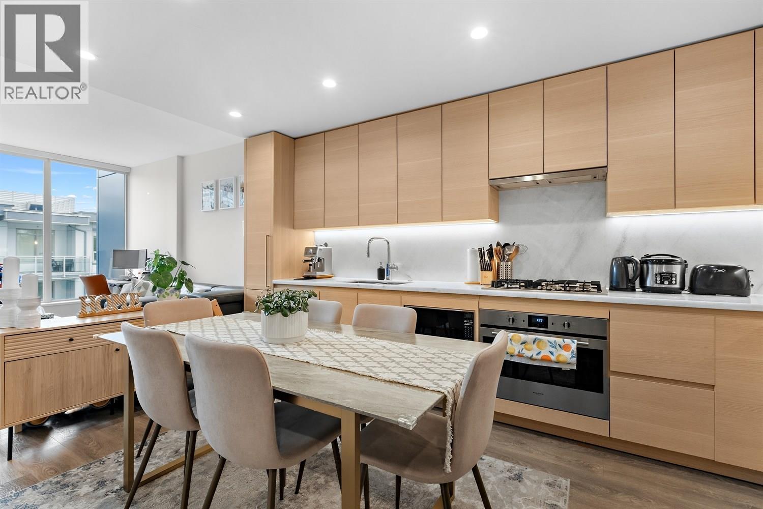 603 305 MORRISSEY ROAD