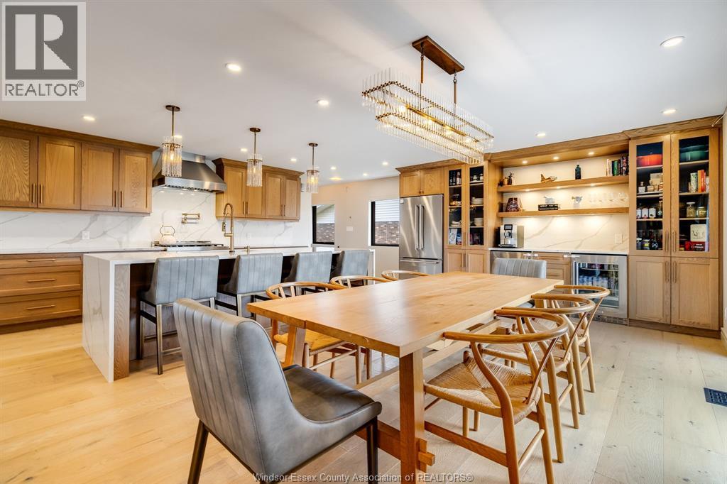 20 Elizabeth CRESCENT