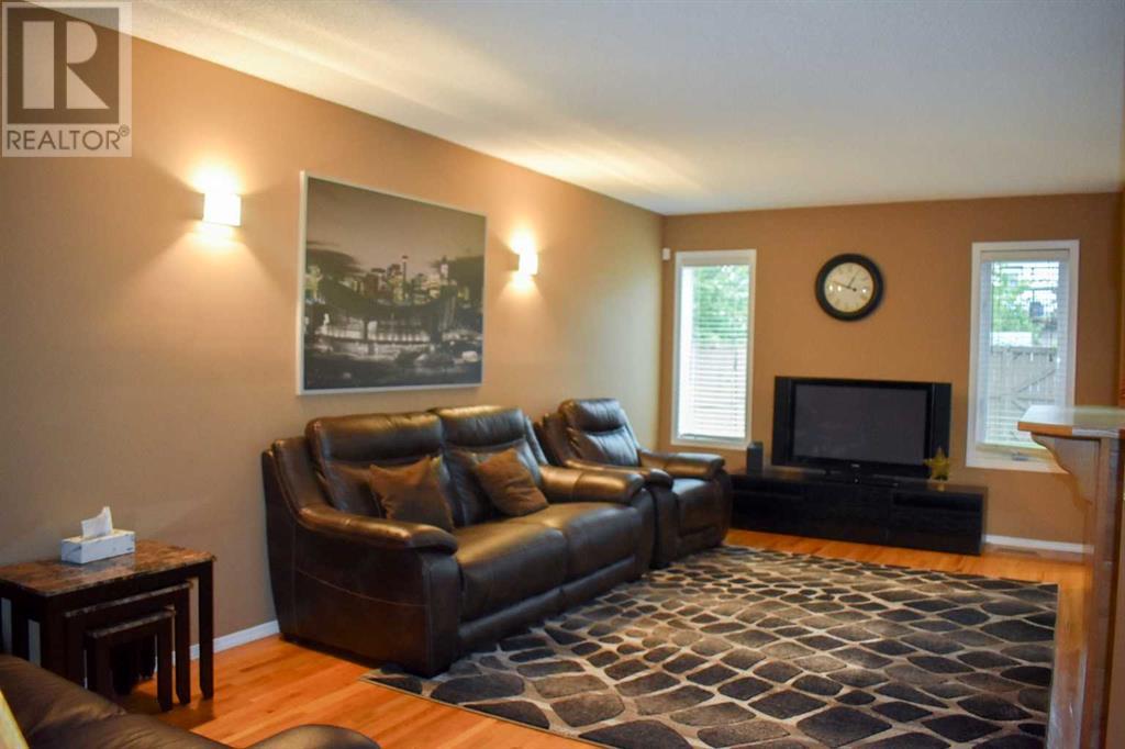 227 Bridlewood Circle SW