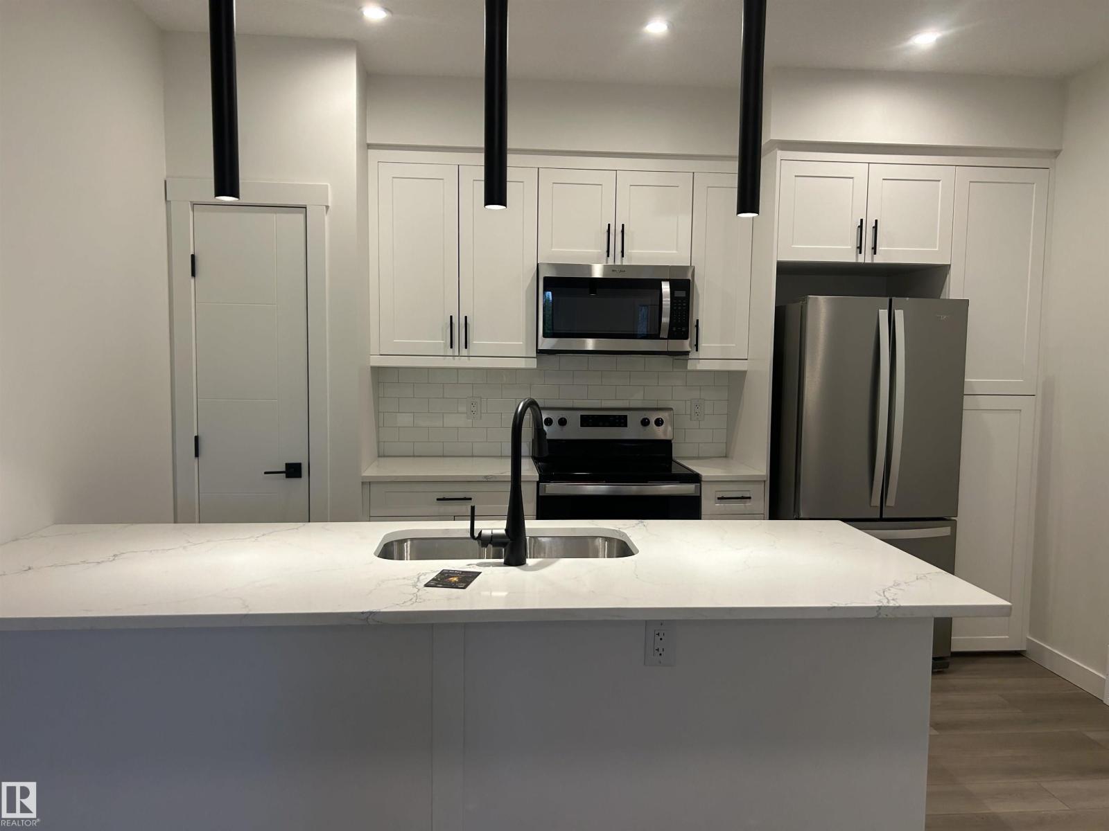 11007 132 ST NW