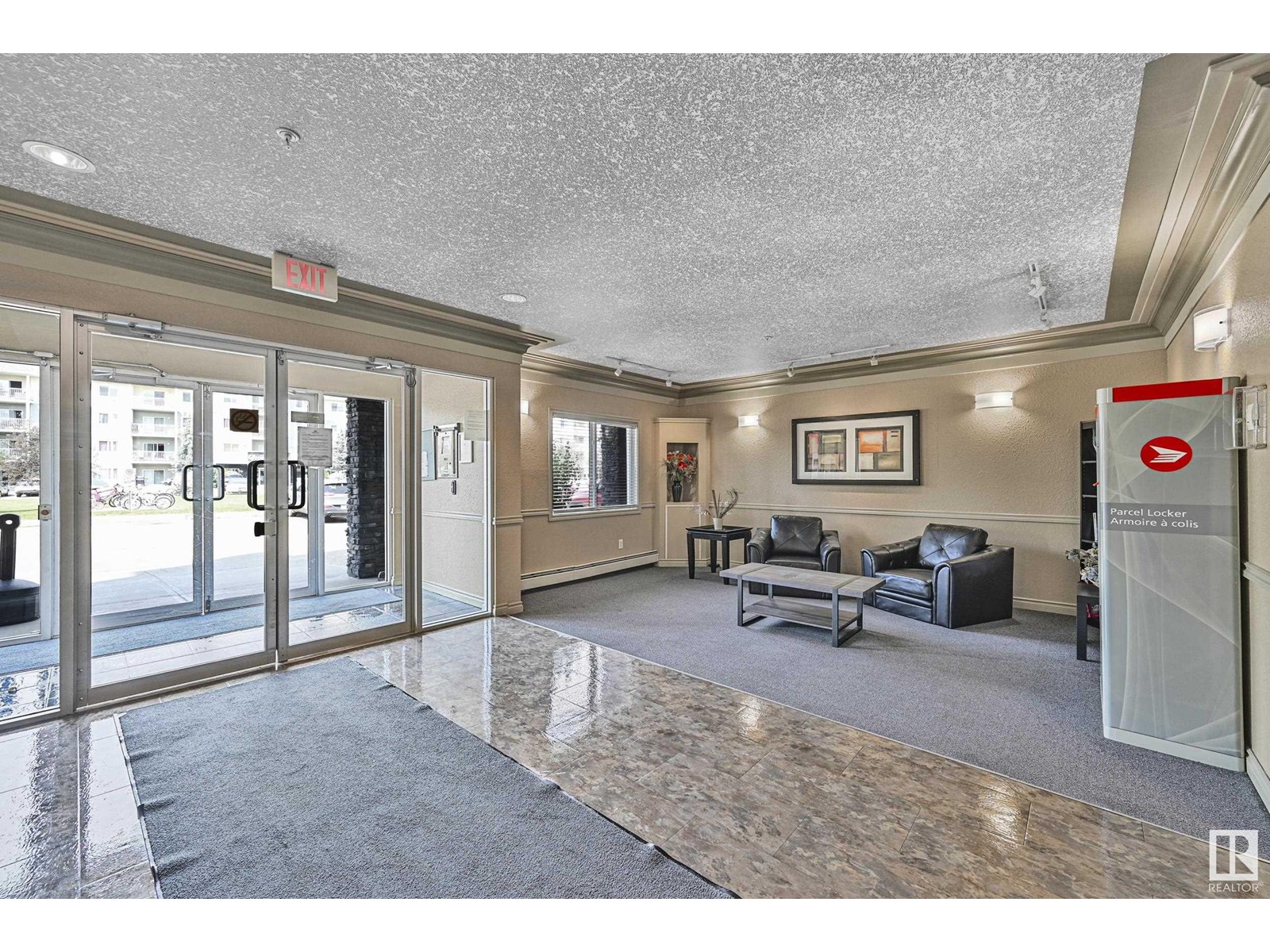 #117 70 WOODSMERE CL