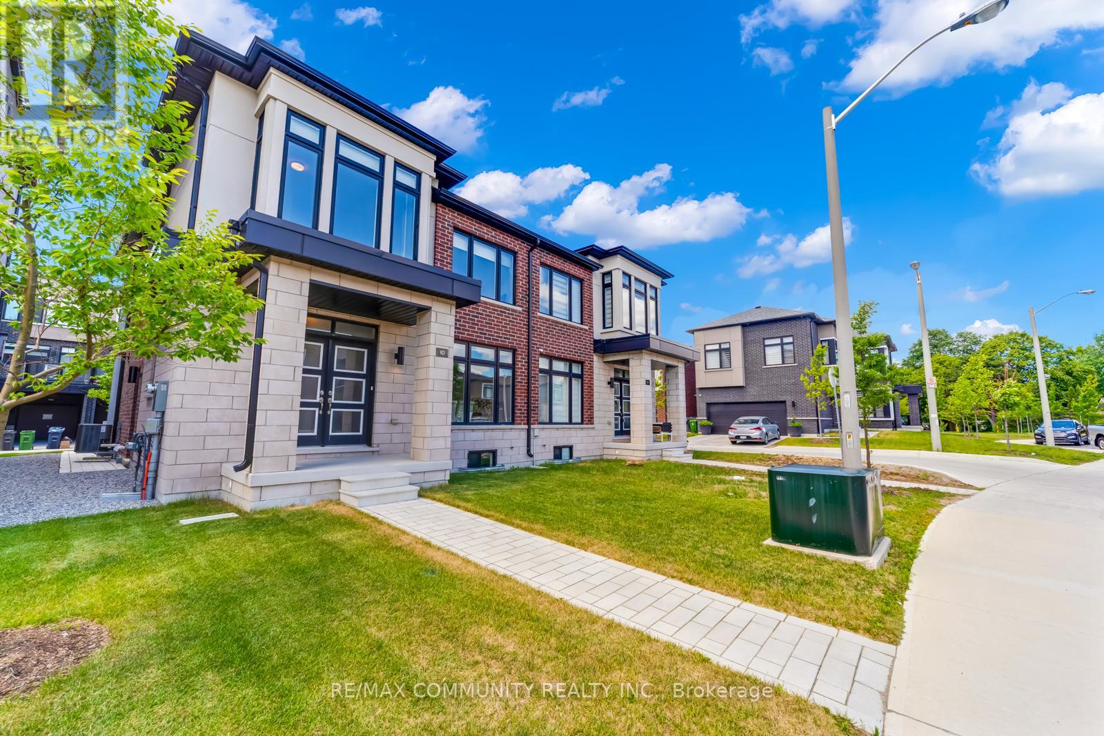 10 LIAM FOUDY COURT