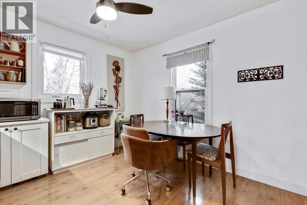 411 Mountain View Place