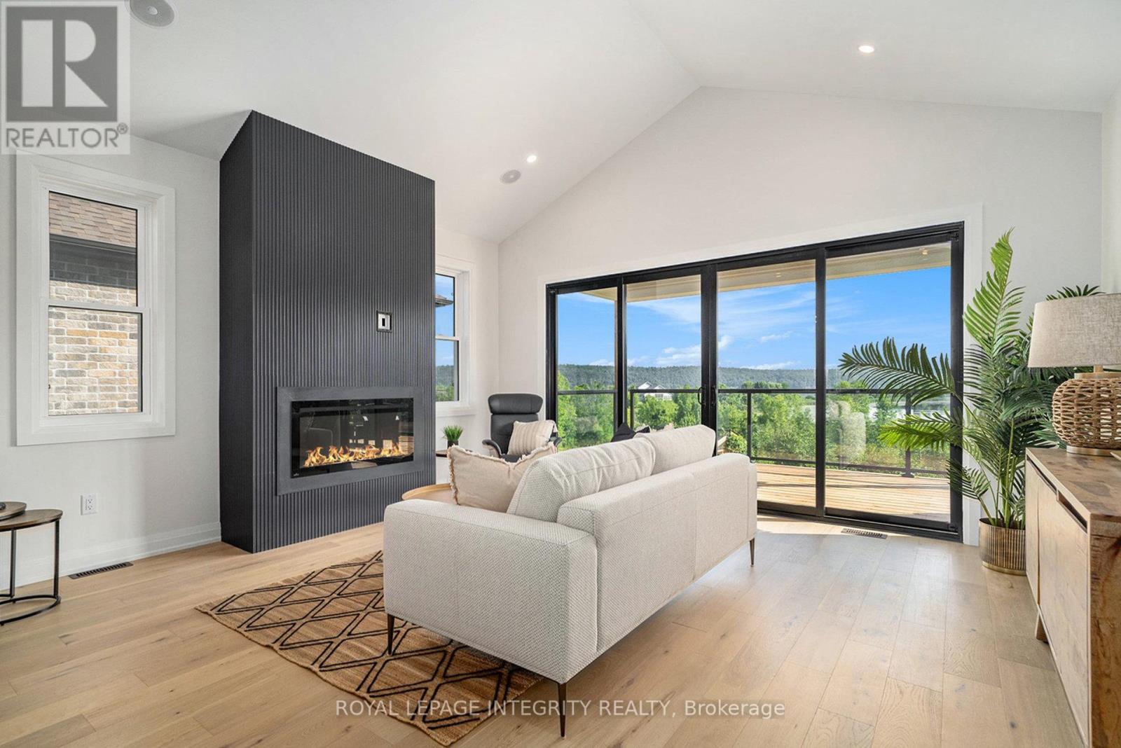 2 - 29 WHITTLERS COVE LANE