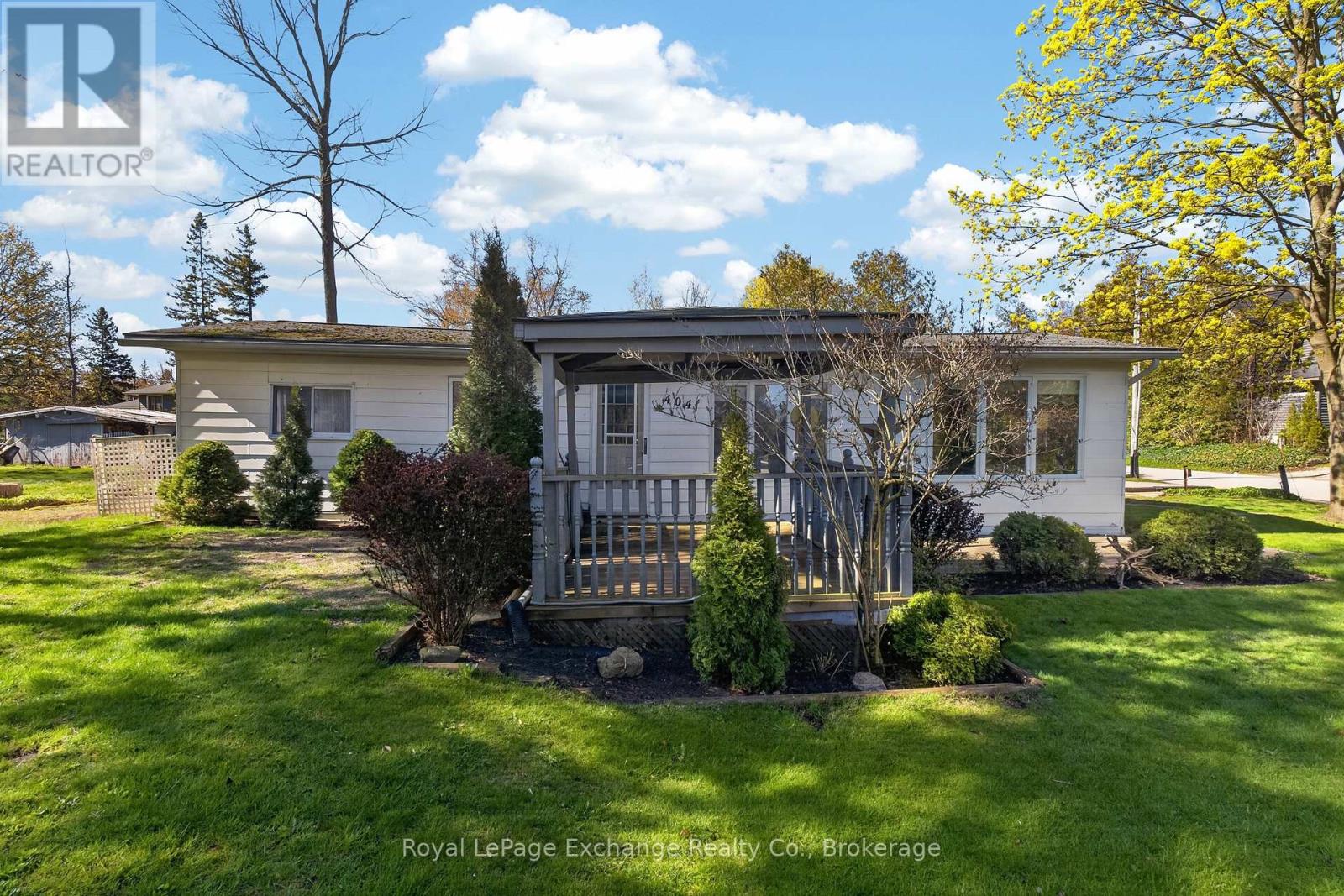 404 BROWNS LANE