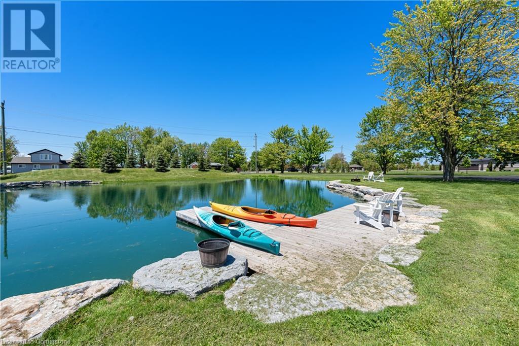 271 MOUNTAIN Road