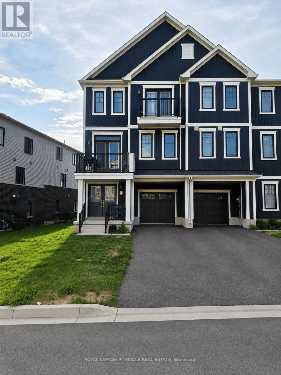 Photo 1 of 18 — 52 NORWICH CRESCENT, Haldimand, ON N3W0J4