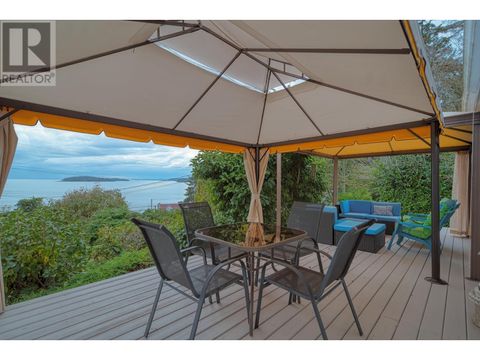 5218 SUNSHINE COAST HIGHWAY Sechelt BC V7Z0C1