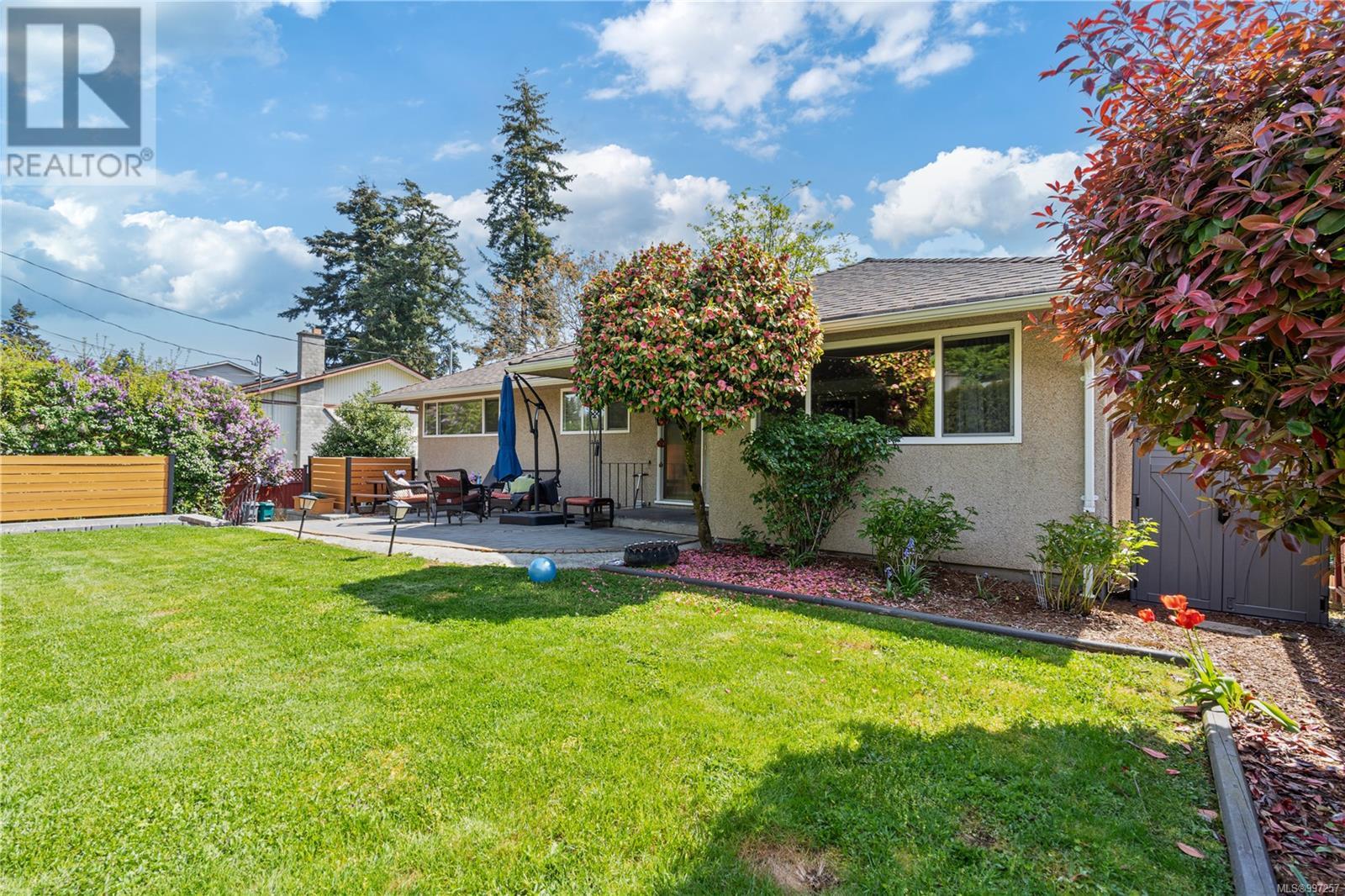 104 Burnett Rd