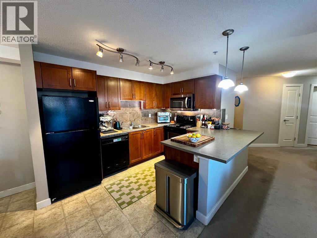 201, 162 Country Village Circle NE