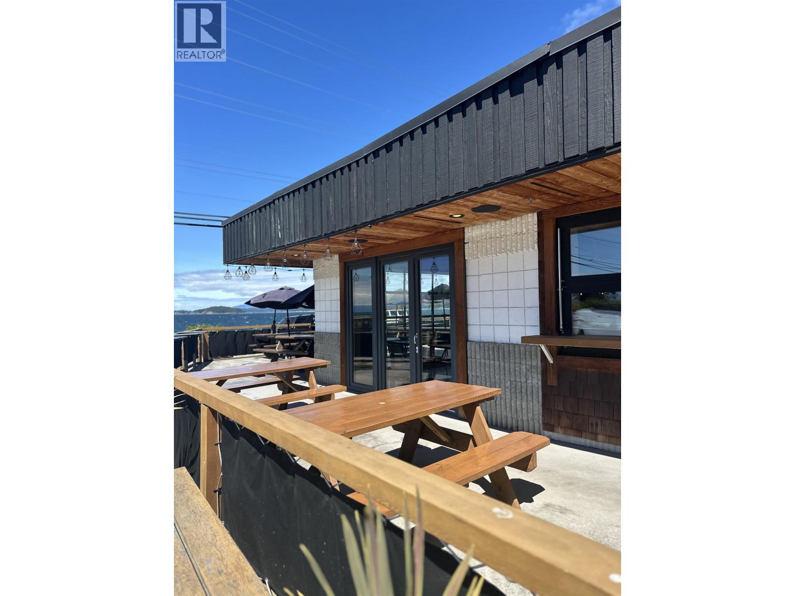 4774 SUNSHINE COAST HIGHWAY