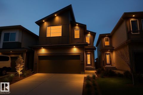 3027 200 ST NW Edmonton AB T6M1N7