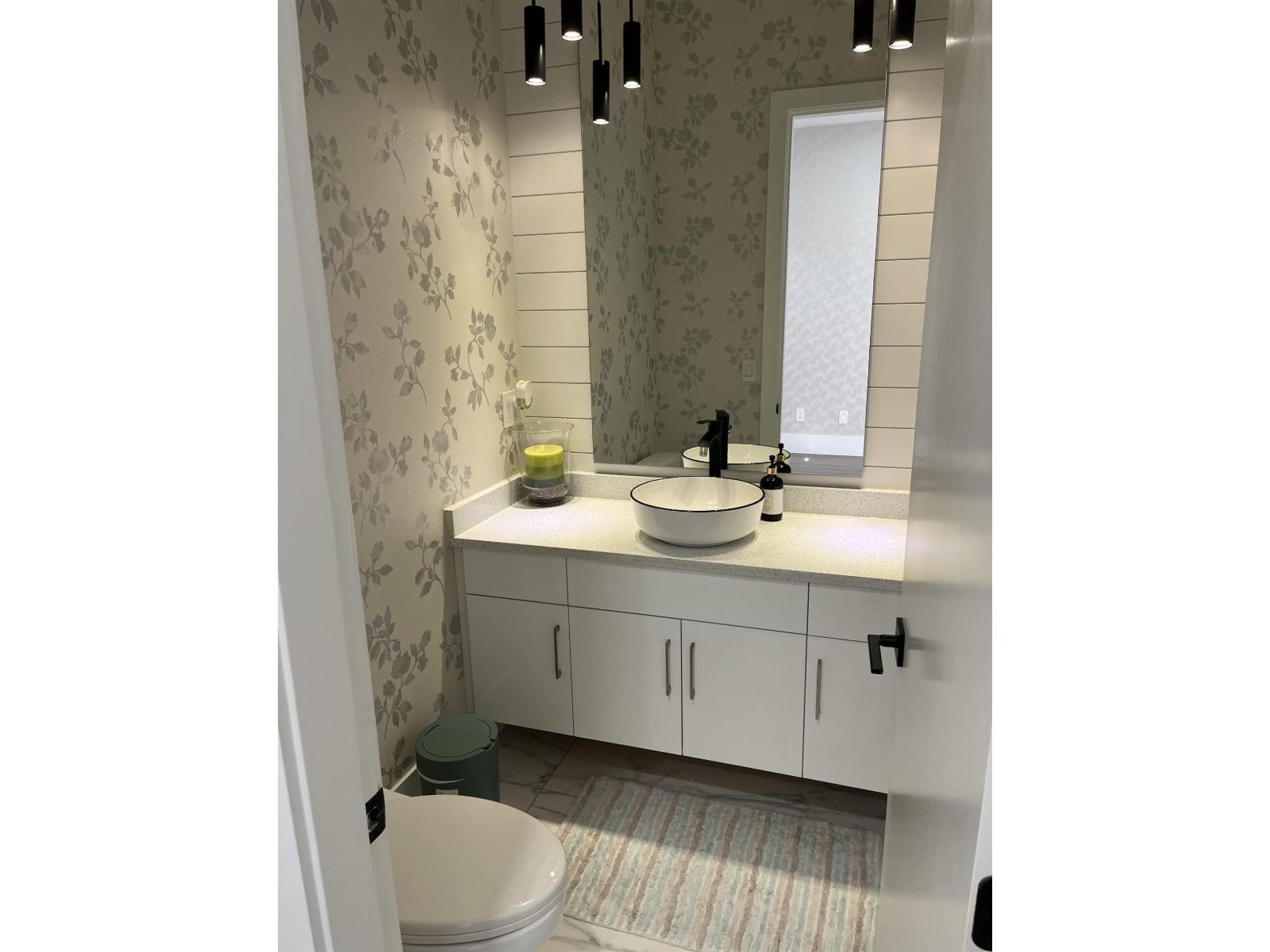8462 LILY PLACE|Eastern Hillsides