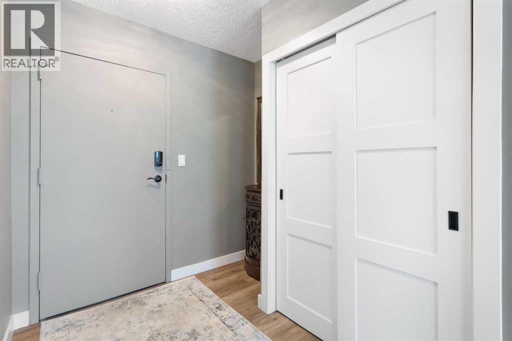 105, 220 26 Avenue SW