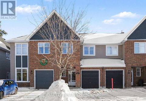 291 HORSESHOE CRESCENT Ottawa ON K2S0B7