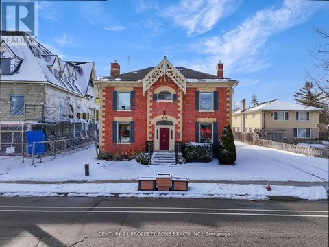 62 QUEEN STREET S Mississauga (Streetsville) ON L5M1K4