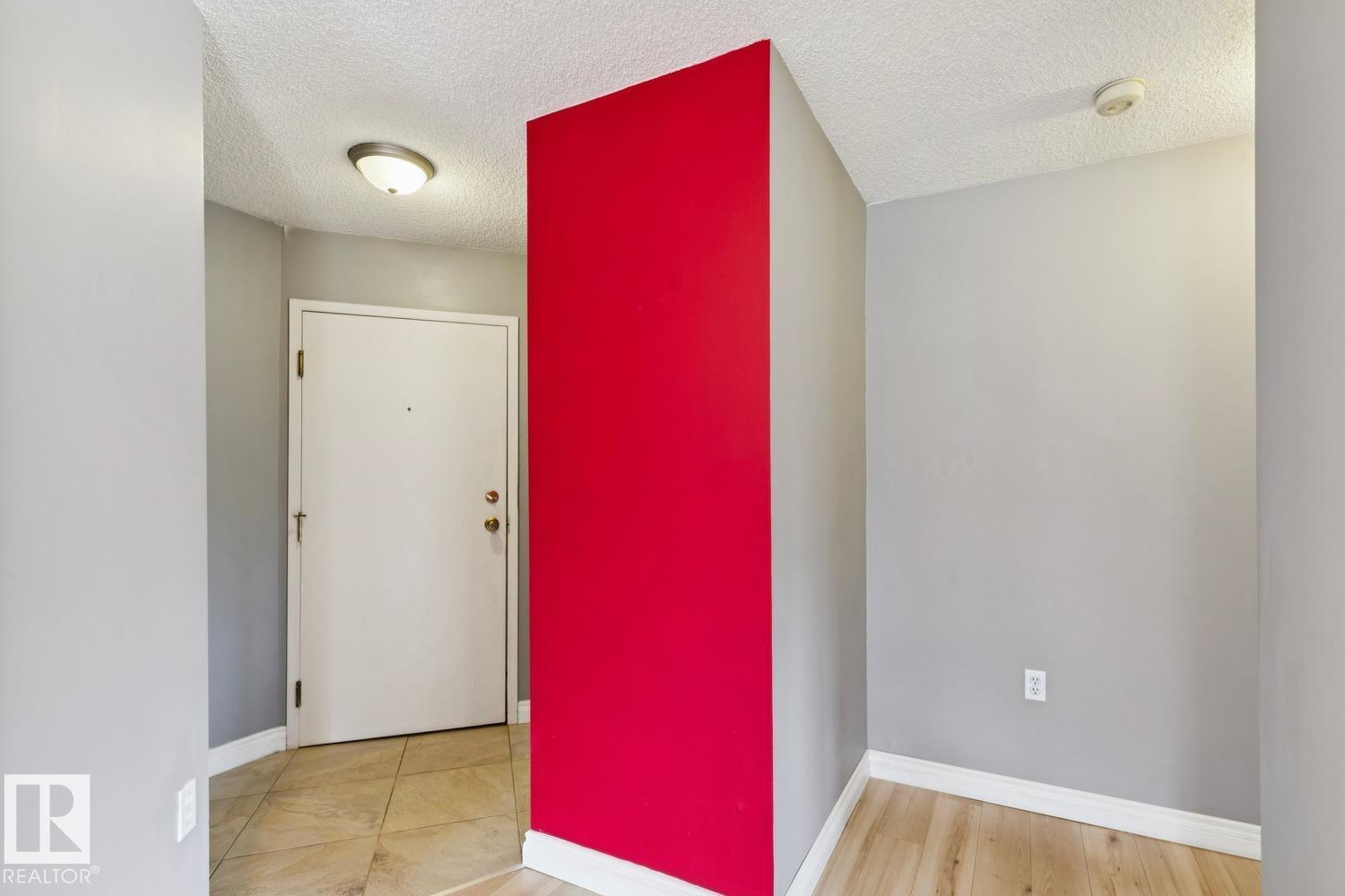 #239 10636 120 ST NW