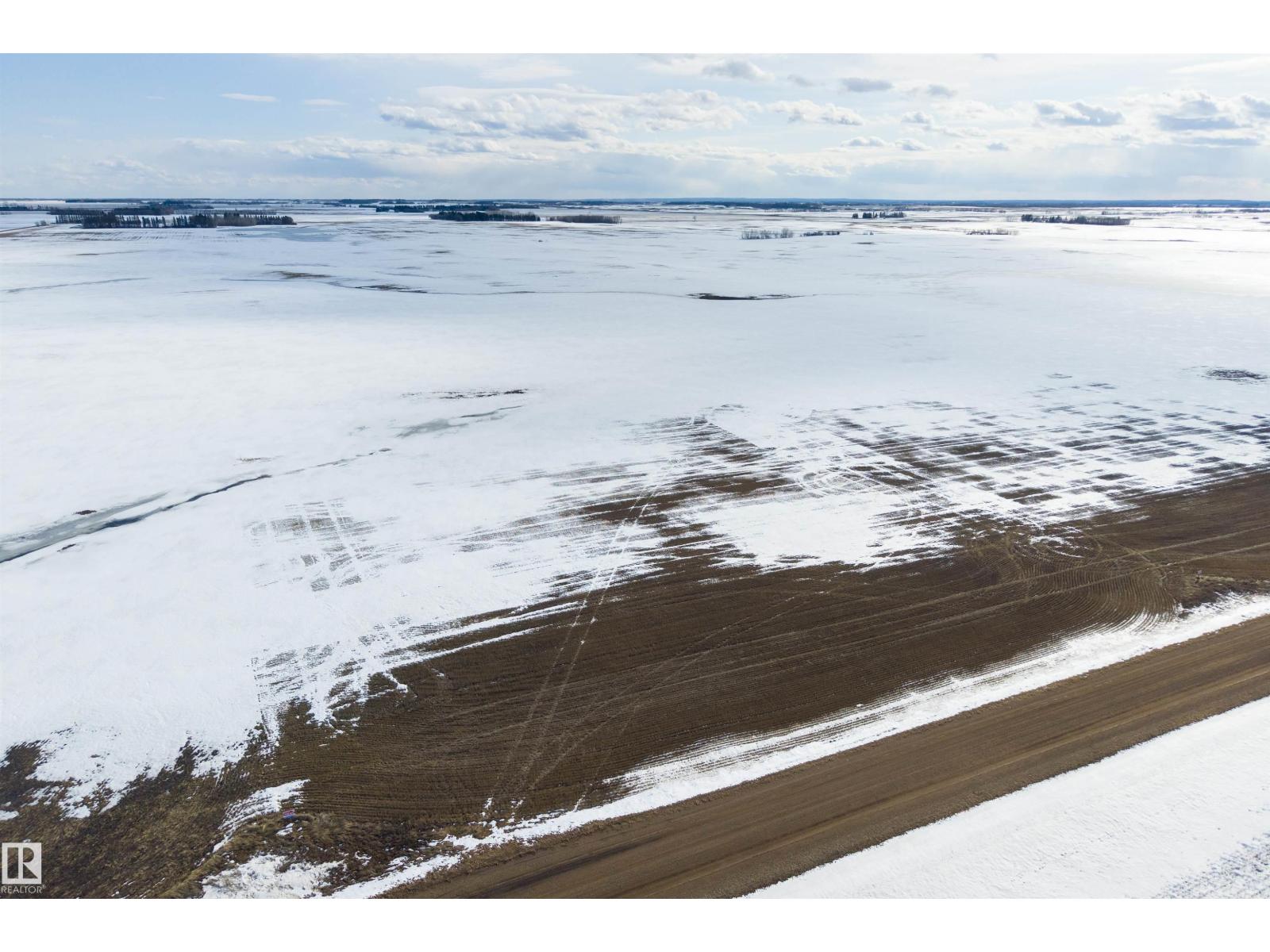 Rge Rd 261 Twp Rd 570