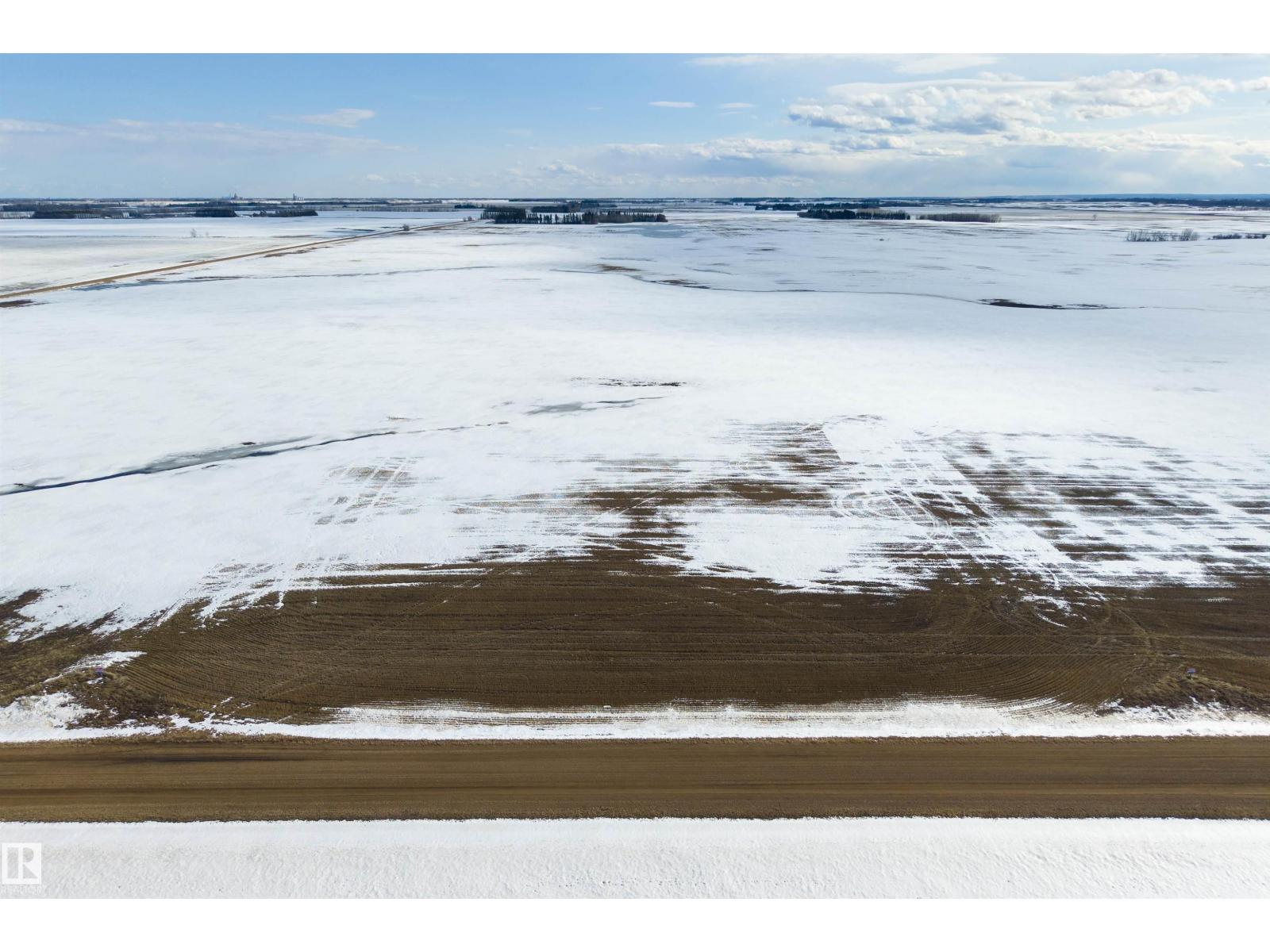 Rge Rd 261 Twp Rd 570