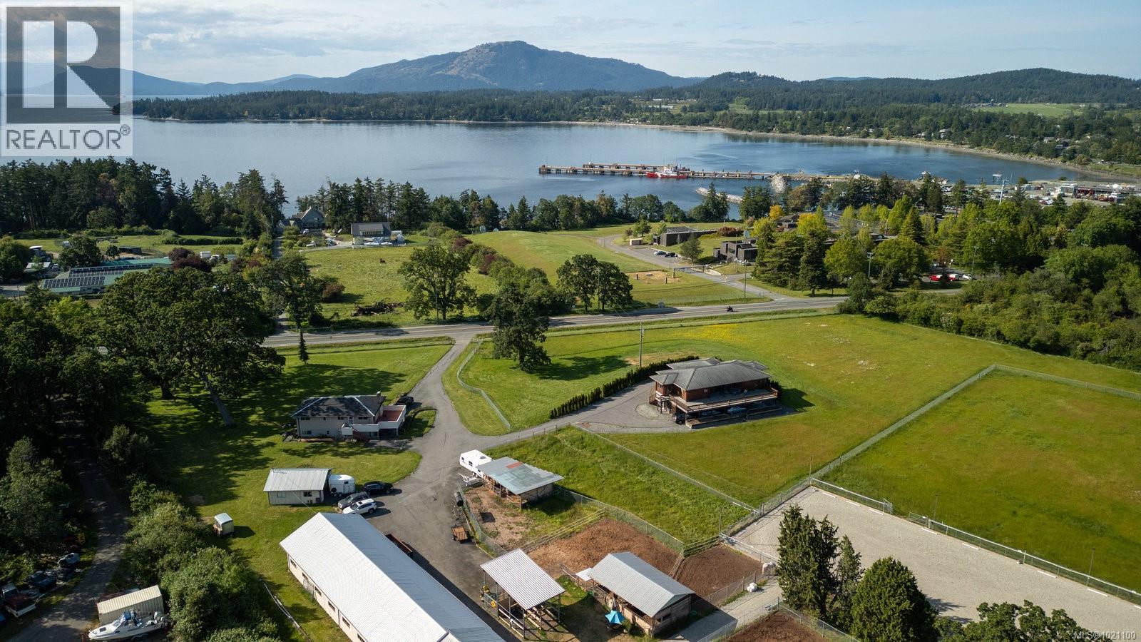 9775 West Saanich Rd