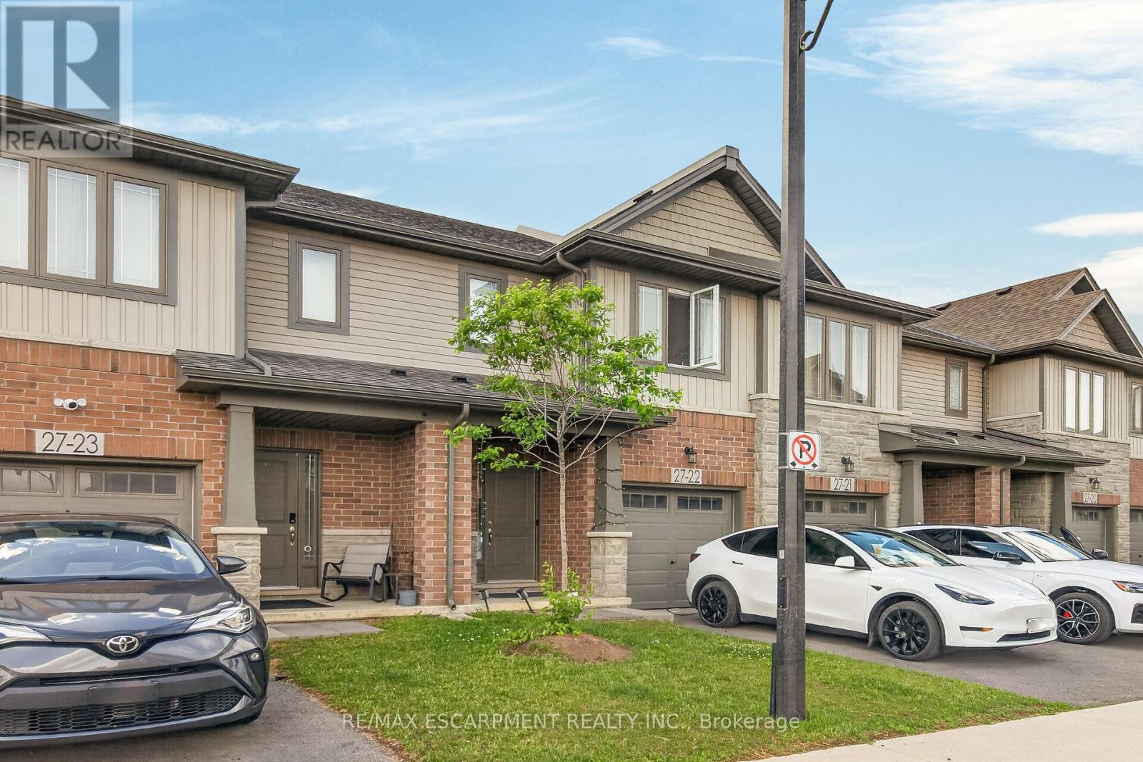 22 - 27 RACHEL DRIVE