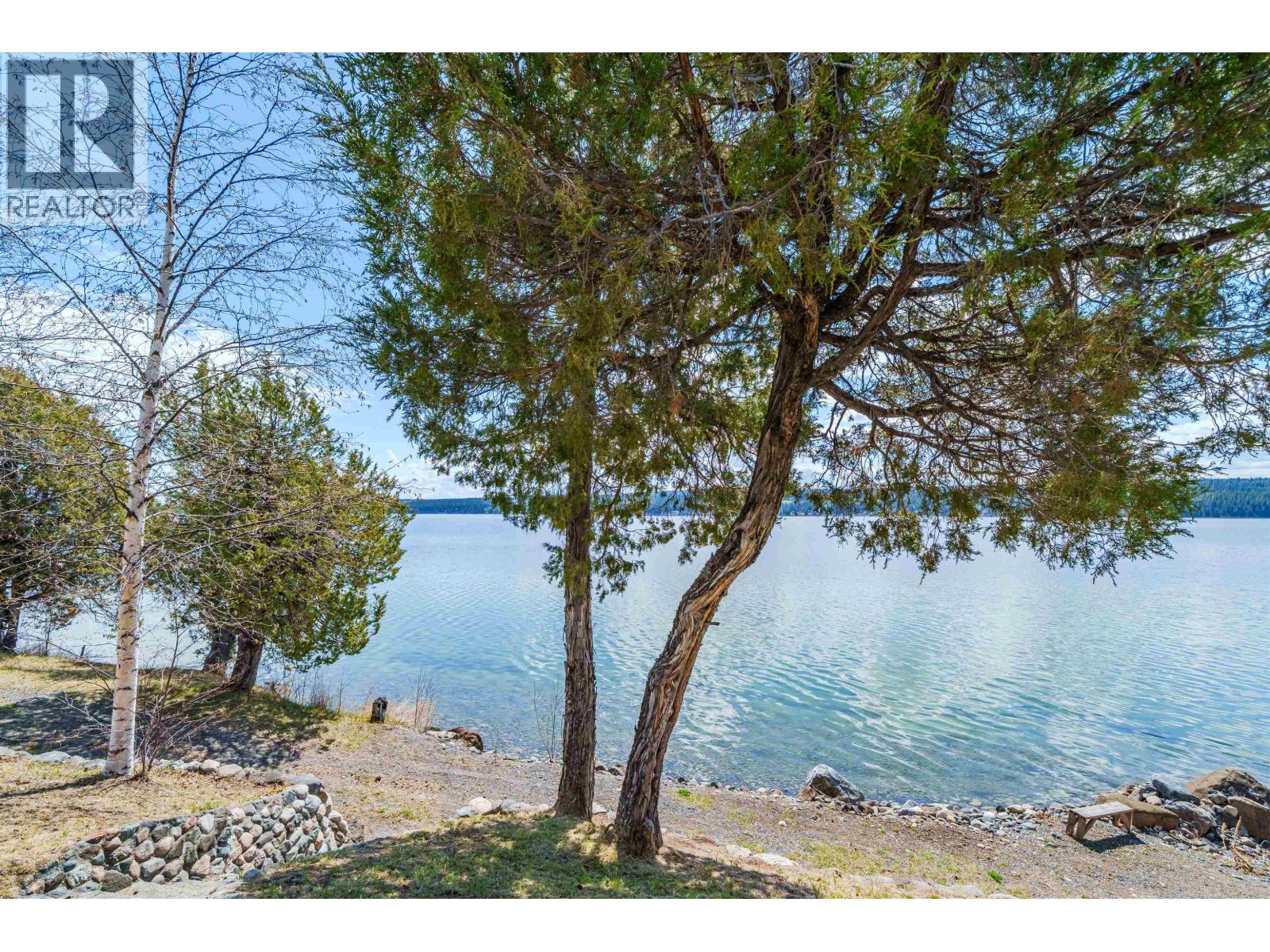 3895 LAKE CREST ROAD