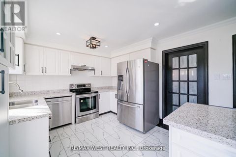 1648 PEPPERWOOD GATE Pickering (Brock Ridge) ON L1X2K3