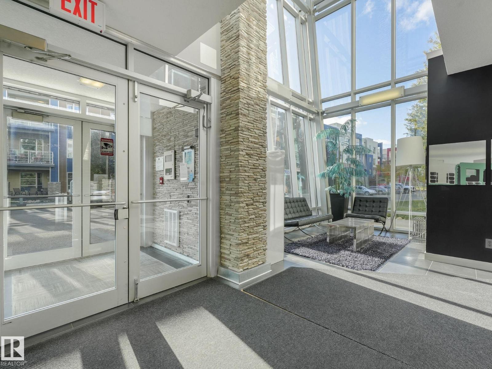 #201 2588 ANDERSON WY SW