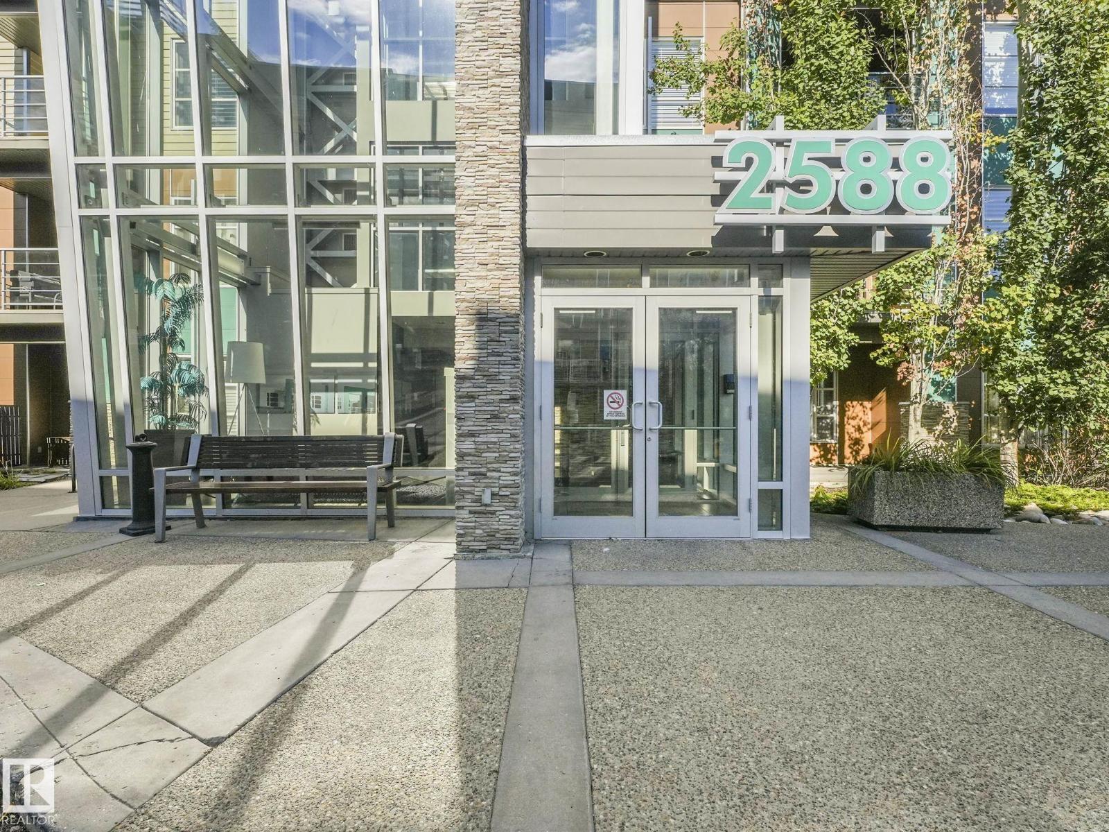 #201 2588 ANDERSON WY SW