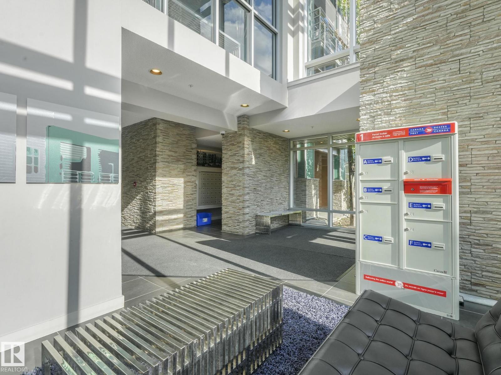 #201 2588 ANDERSON WY SW