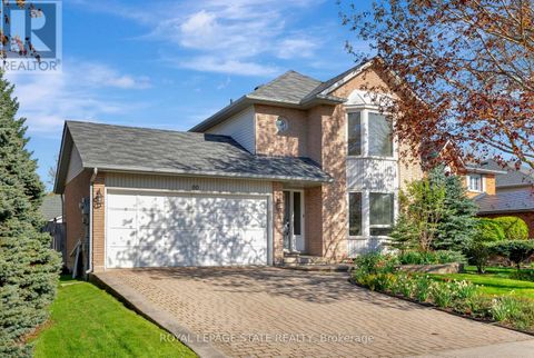 60 KITTY MURRAY LANE Hamilton (Ancaster) ON L9K1K8