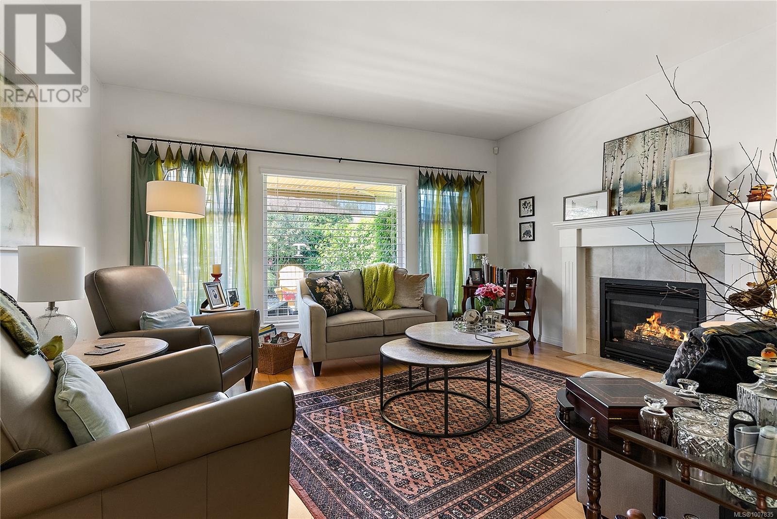 7952 Polo Park Cres
