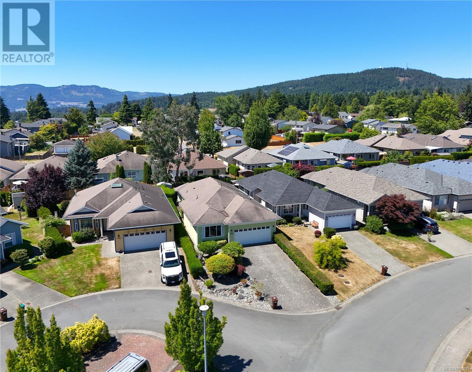 7952 Polo Park Cres