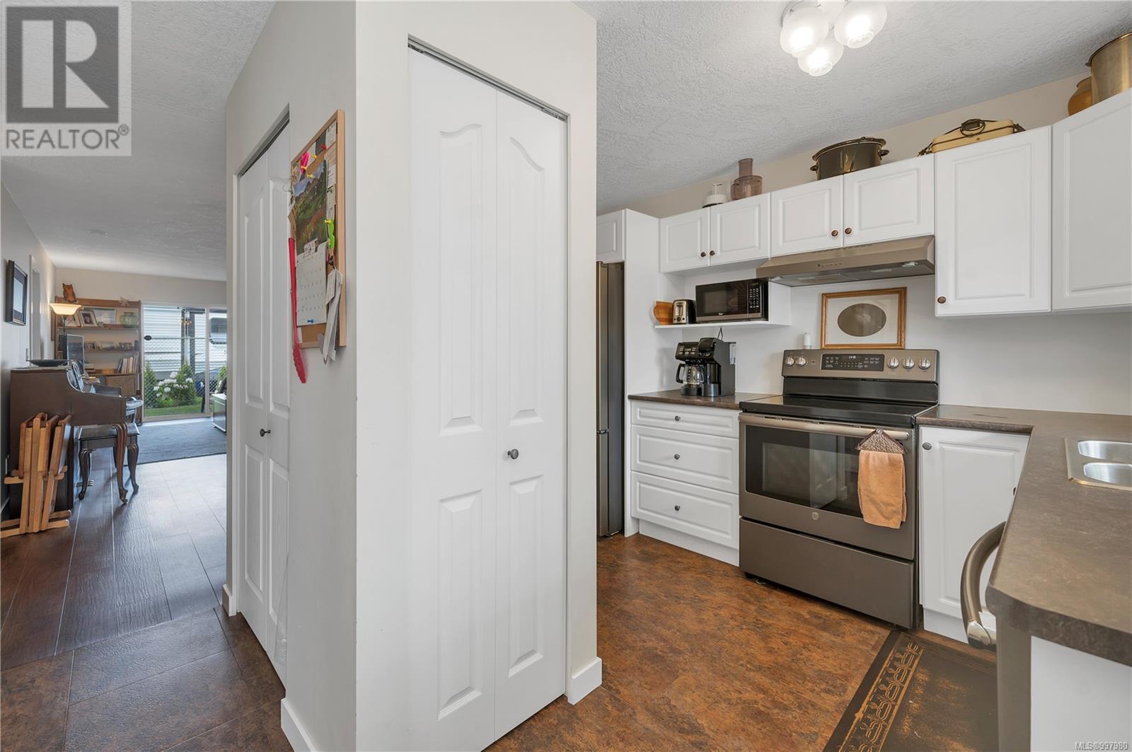 16 2317 Dalton Rd