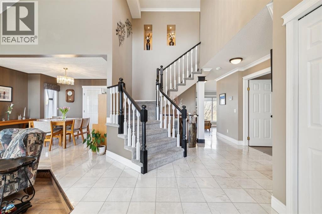 163 Edgebrook Close NW