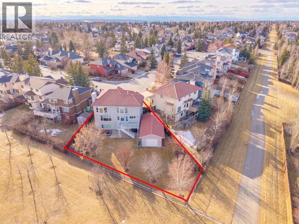 163 Edgebrook Close NW