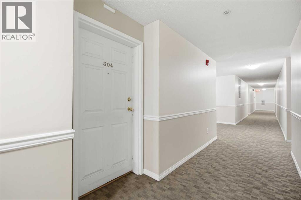 304, 280 Shawville Way SE