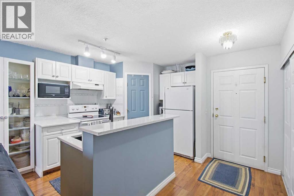 304, 280 Shawville Way SE