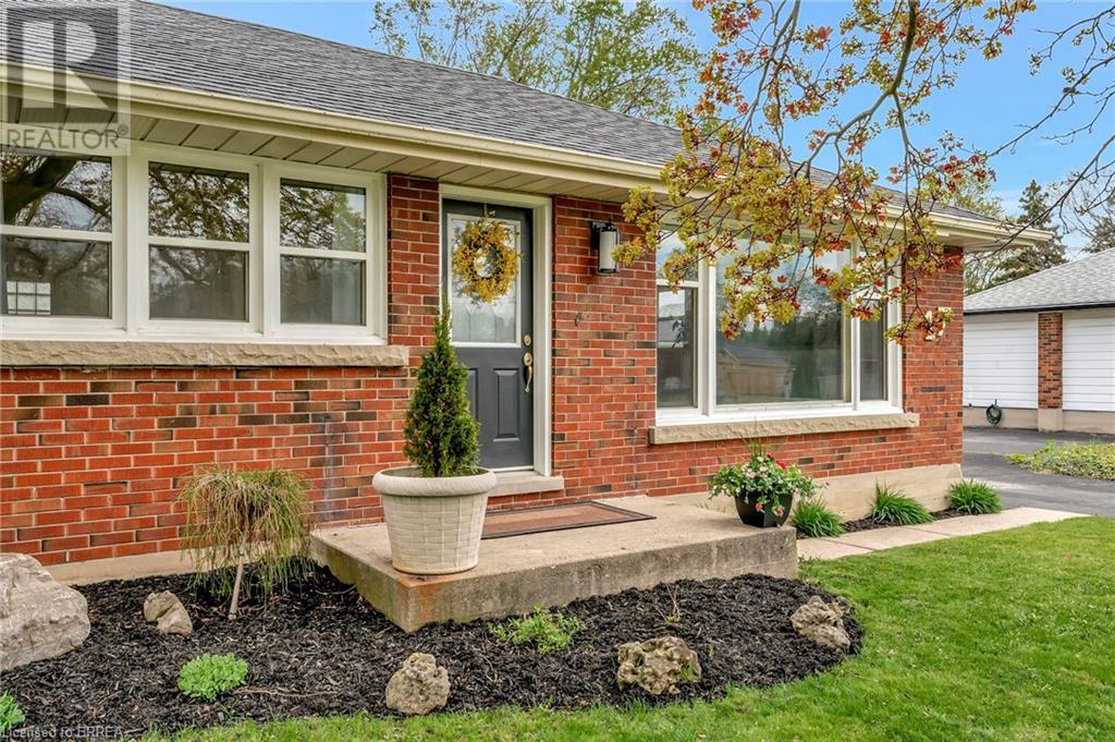 17 WESTVIEW Avenue