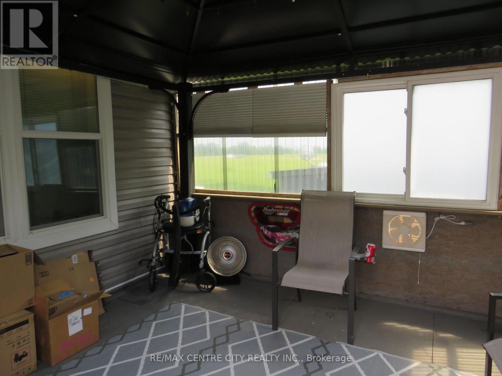 106 - 15895 LONGWOODS ROAD