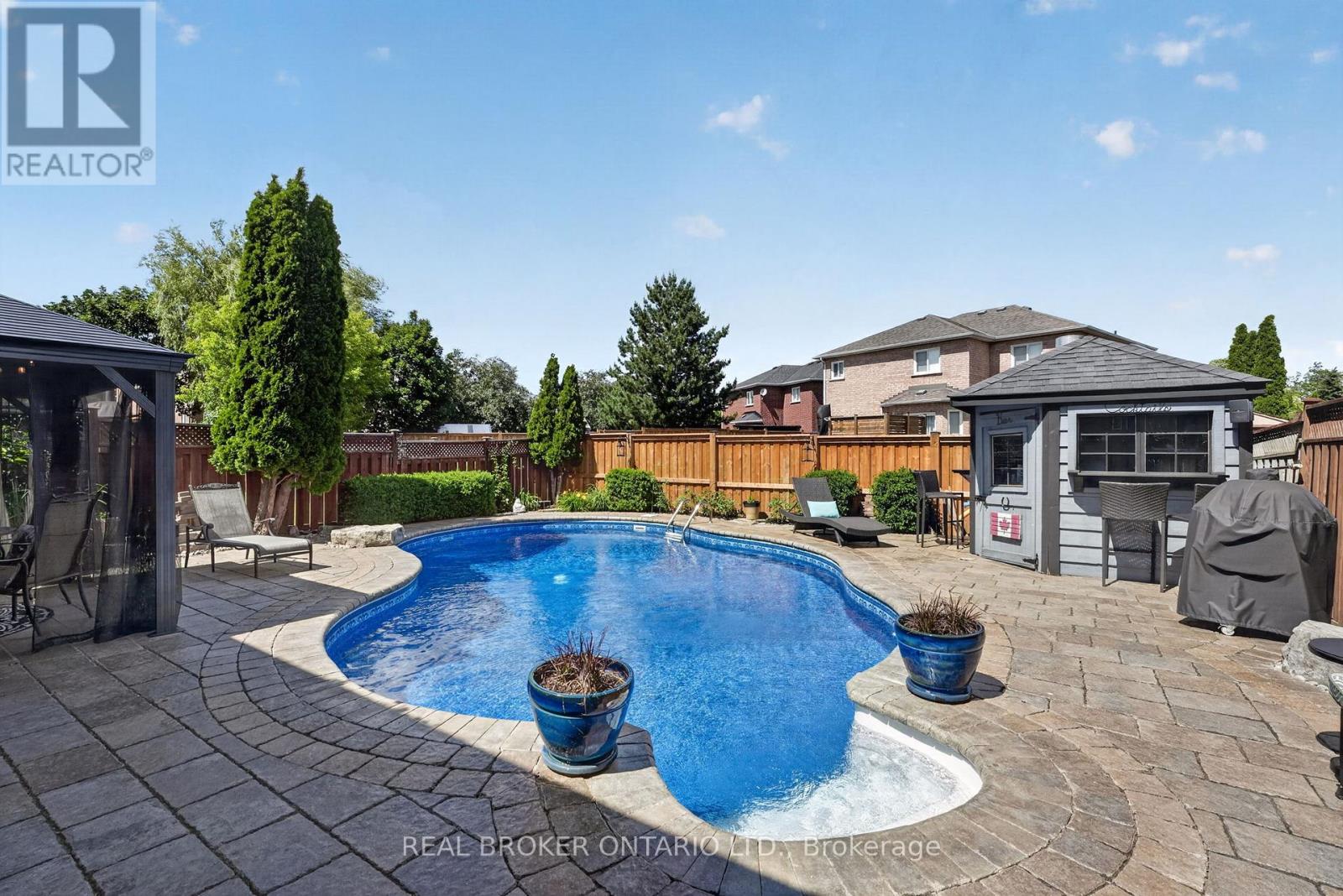74 HARLEY AVENUE